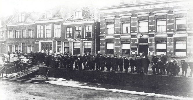 eerste elfstedentocht,1909 januari 2,hotel miedema,minne hoekstra,groot schavernek,leeuwarden